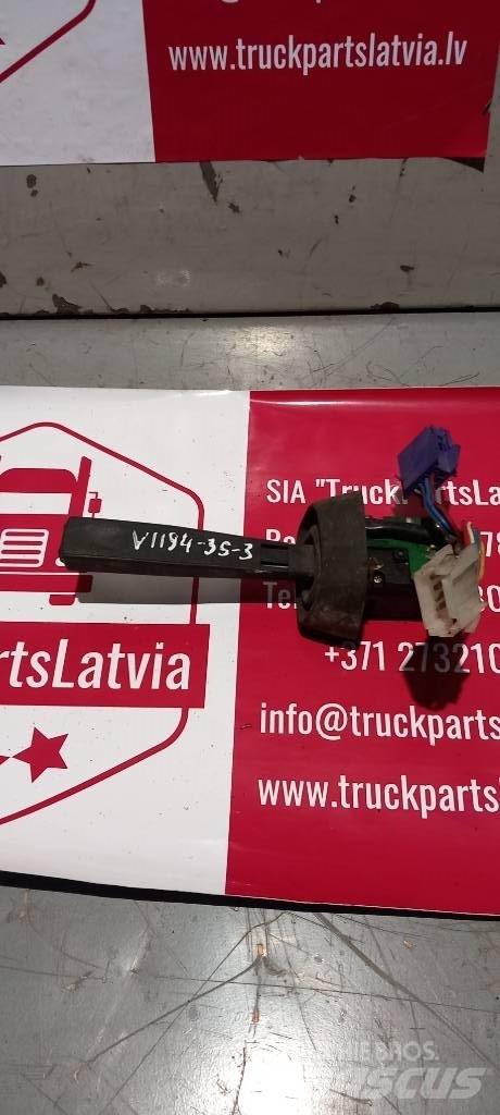 Volvo FH 12.   3172171 Cabines e interior