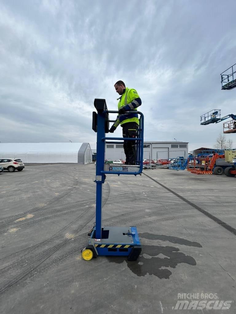  PECOLIFT Pecolift Plataformas mastro vertical propulsão manual