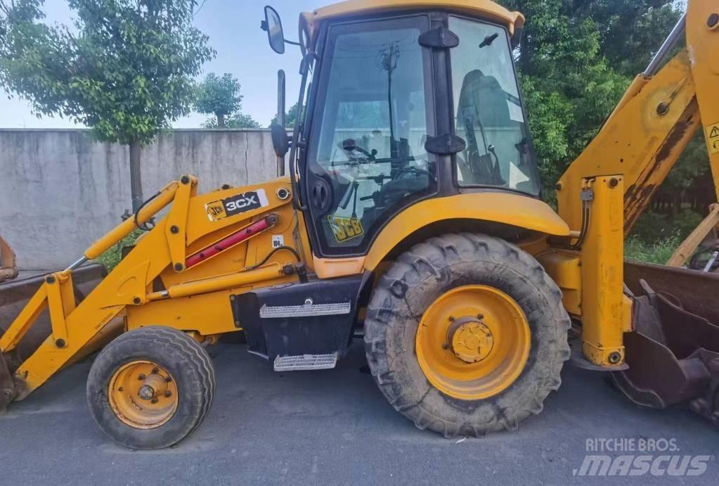 JCB 3 CX Retroescavadeiras