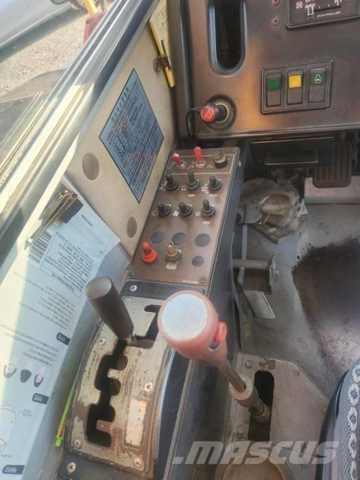 Kato SR 250 Gruas Fora-de-estrada