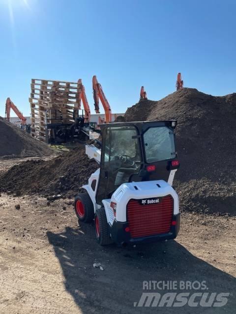 Bobcat L28 Carregadeiras de rodas