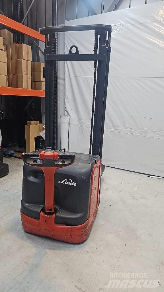 Linde L14 Empilhador para operador externo
