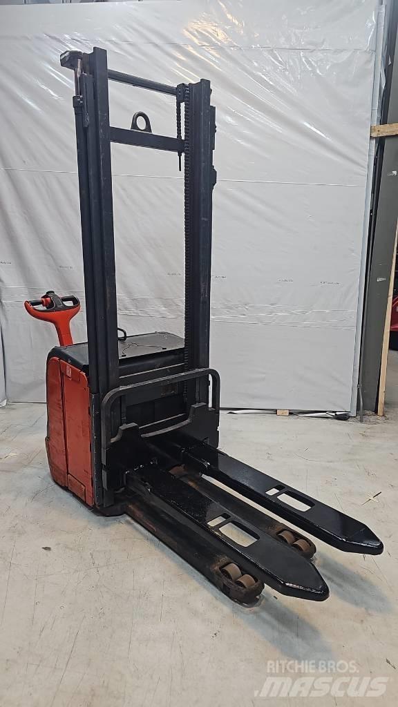 Linde L14 Empilhador para operador externo