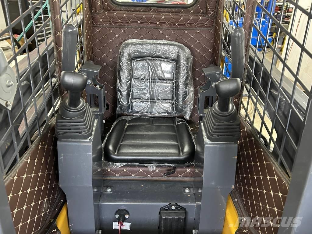 CFG KRW232 Minicarregadeiras