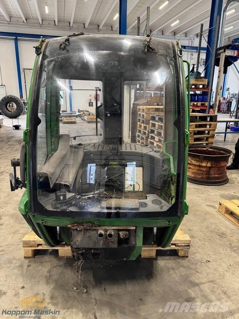 John Deere 1210E Cabina