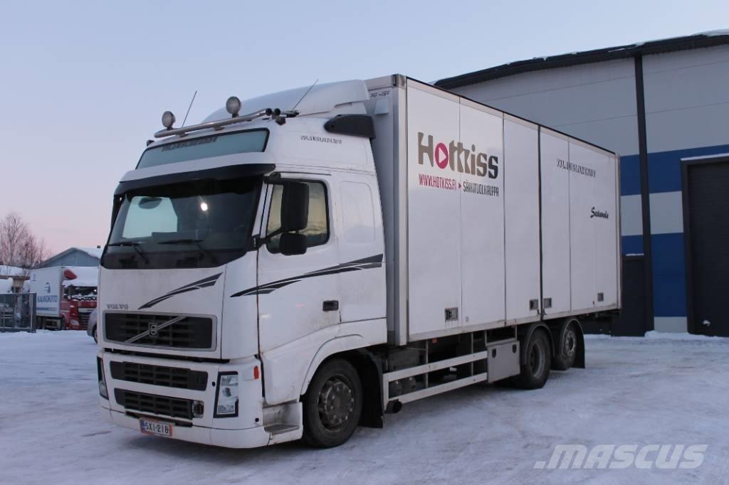 Volvo FH 12 420 Caminhões de caixa fechada