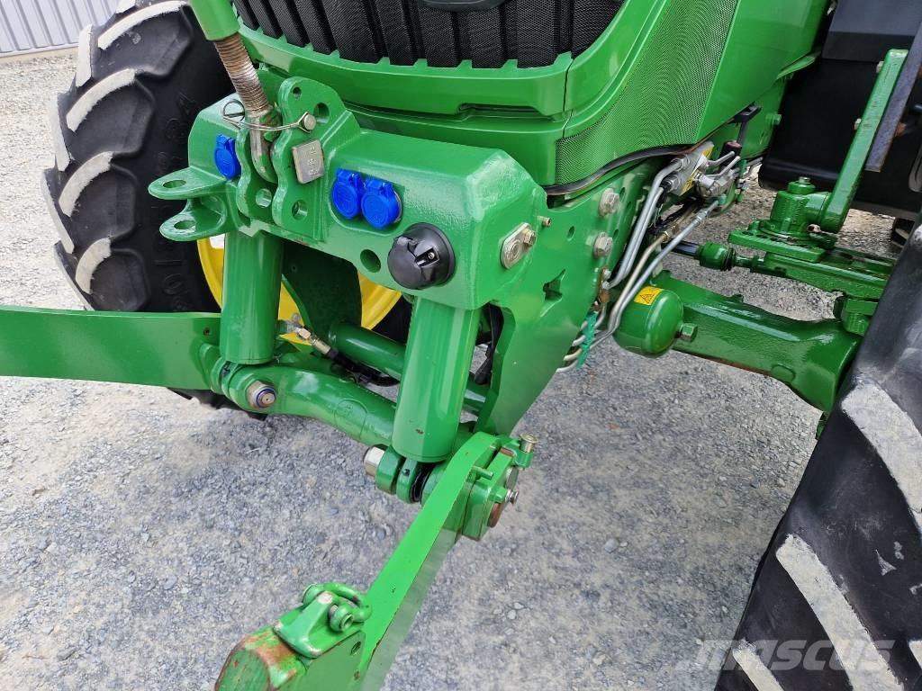 John Deere 6115 R Tratores Agrícolas usados