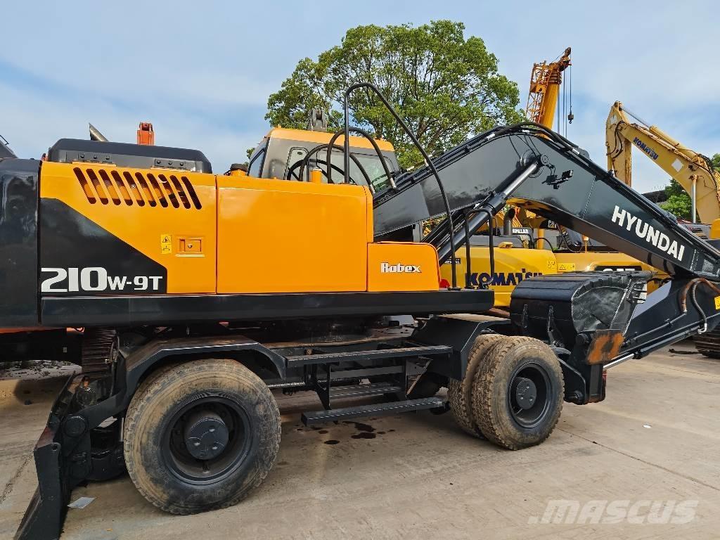 Hyundai R210W-9 Escavadoras de rodas