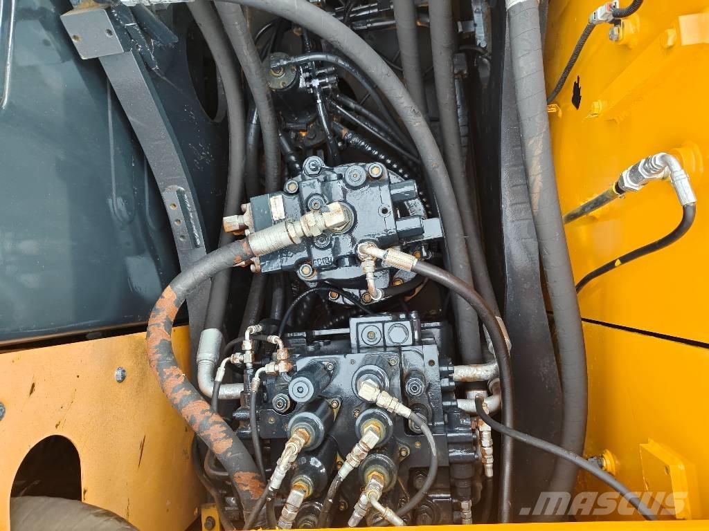 Hyundai R210W-9 Escavadoras de rodas