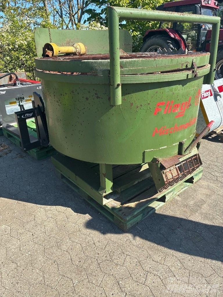 Fliegl Mischmeister Centrais de betão