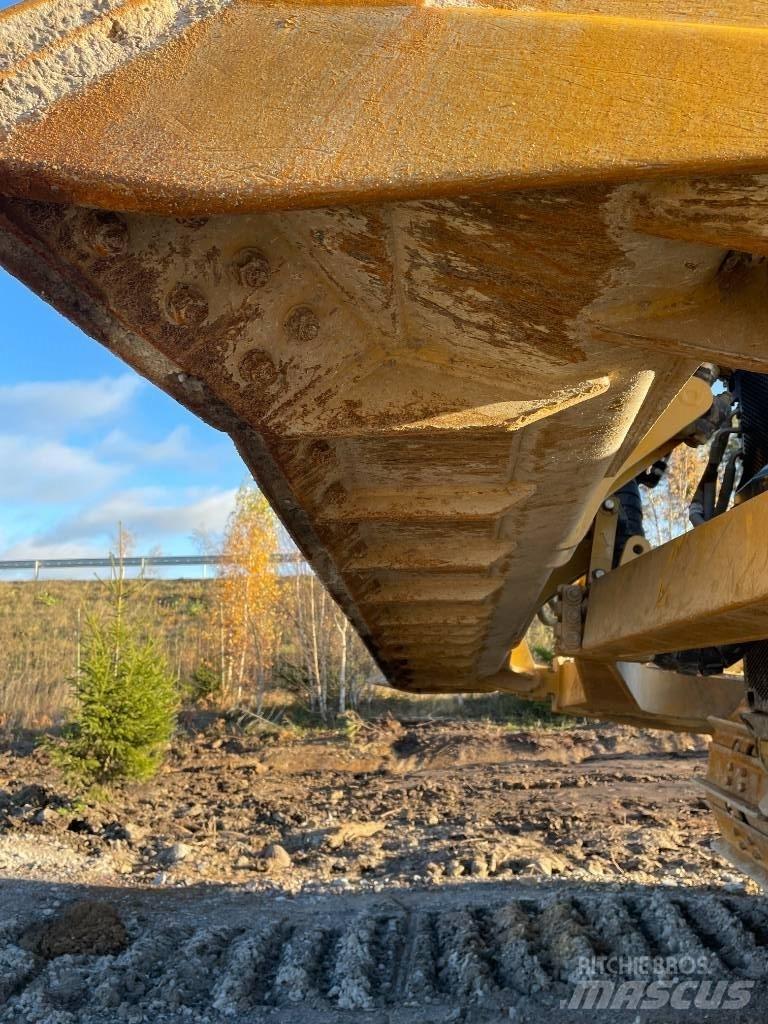 CAT D6 Dozers - Tratores rastos