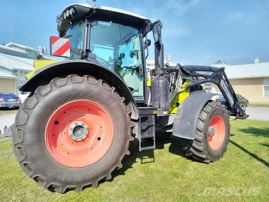 CLAAS Arion 650 Tratores Agrícolas usados