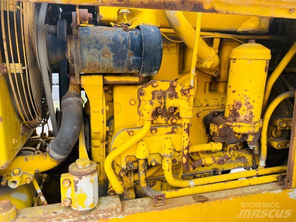 CAT 922 B Carregadeiras de rodas
