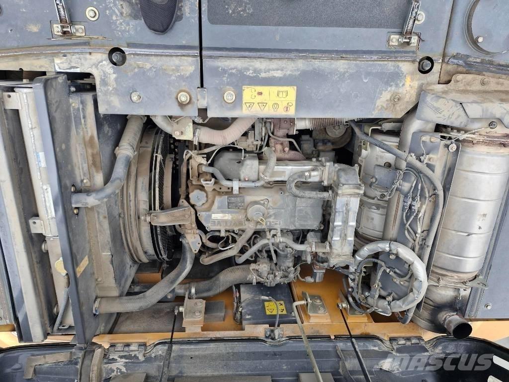 CASE CX 210 D Escavadeiras de esteiras