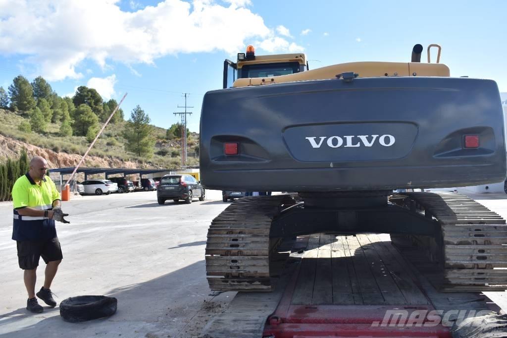 Volvo EC 240 C N L Escavadeiras de esteiras