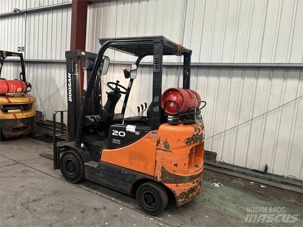 Doosan G20SC-5 Empilhadores a gás