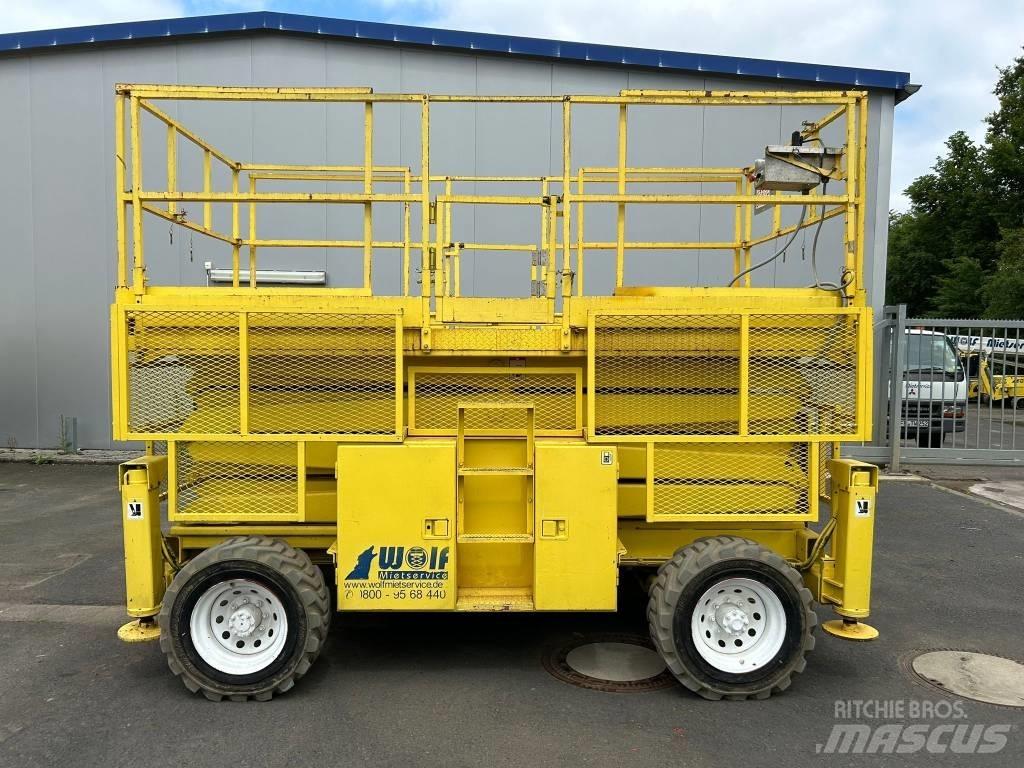 SkyJack SJ 8841 RT Elevadores de tesoura