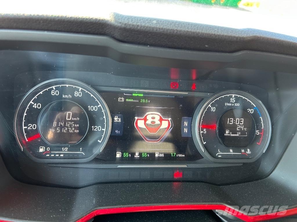 Scania R 650 Caminhões de caixa fechada