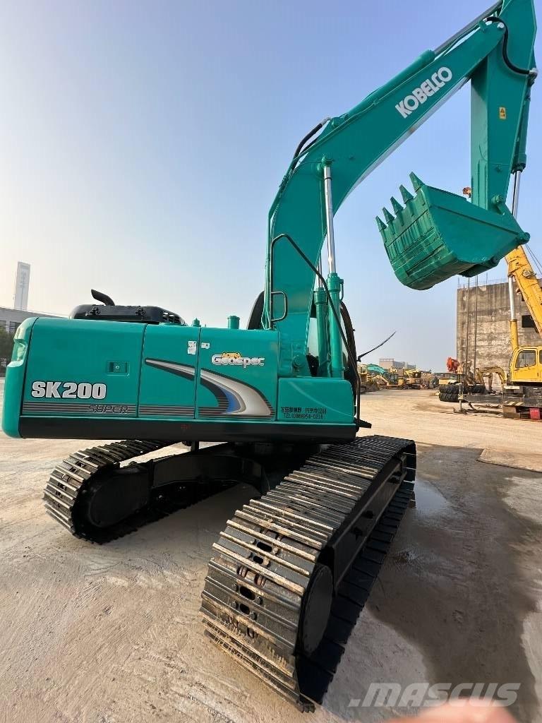 Kobelco SK 200-8 Escavadeiras de esteiras