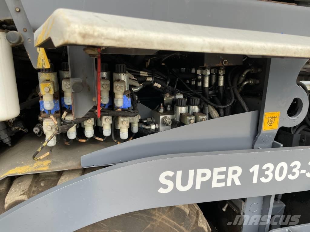 Vögele SUPER 1303-3I Espalhadoras de asfalto