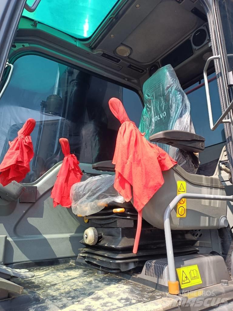 Volvo EC 240 Escavadeiras de esteiras
