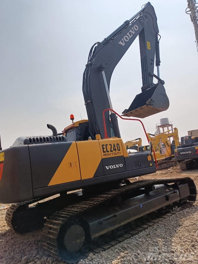 Volvo EC 240 Escavadeiras de esteiras