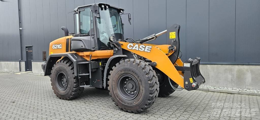 CASE 621G Carregadeiras de rodas