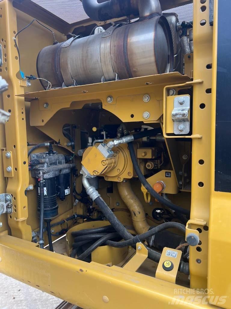 CAT 320 Escavadeiras de esteiras