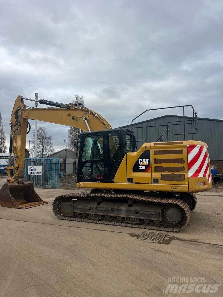CAT 320 Escavadeiras de esteiras