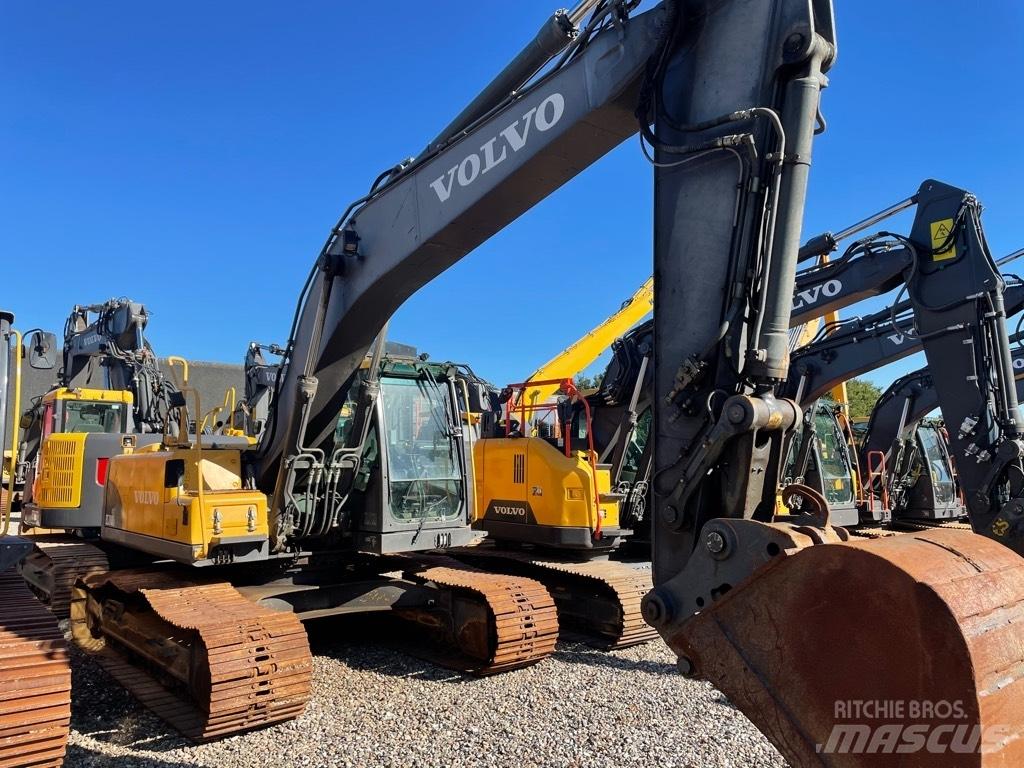 Volvo EC210C Escavadeiras de esteiras