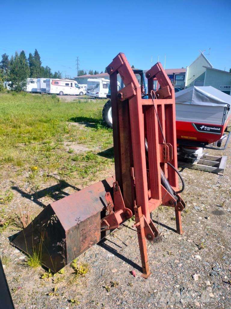  Takakuormaaja Espaços verdes - Outros
