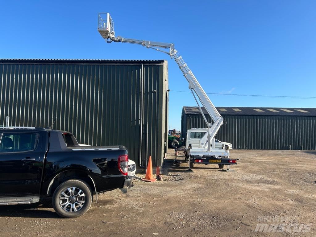 Multitel MJ 226 Elevadores braços articulados