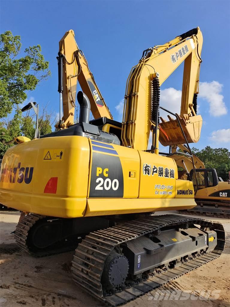Komatsu PC 200 Escavadeiras de esteiras