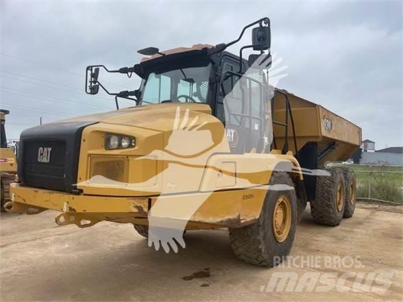 CAT 730 Caminhões articulados