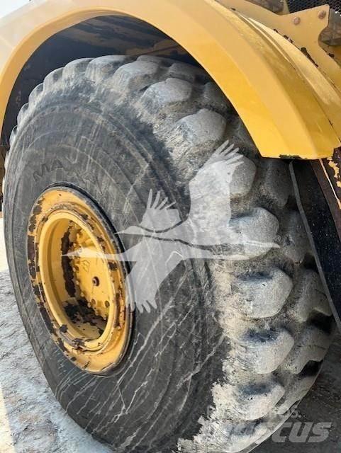CAT 740B Caminhões articulados