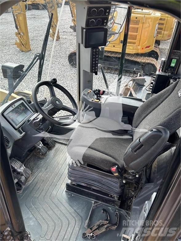 CAT 962M Carregadeiras de rodas