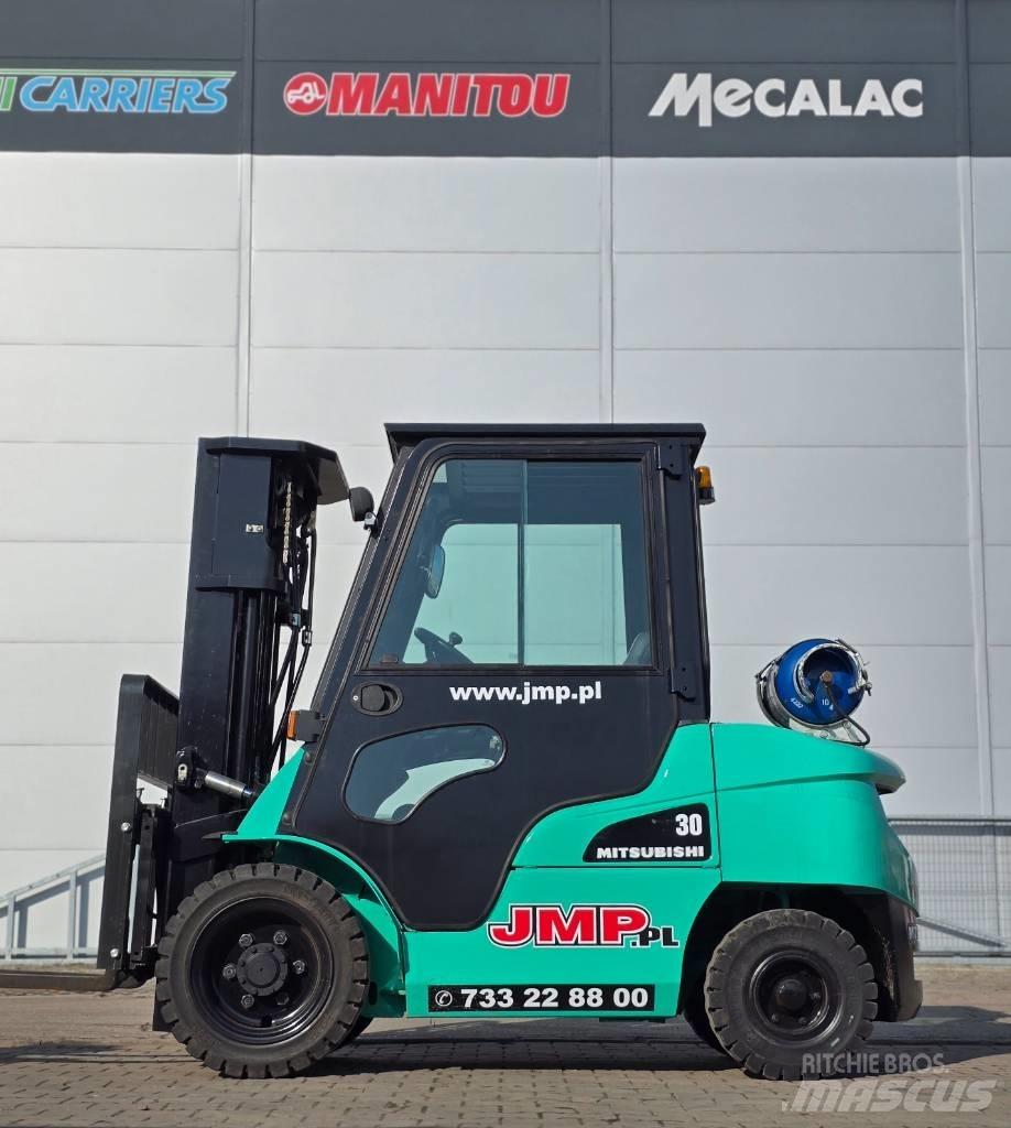 Mitsubishi FG 30 N Empilhadores a gás