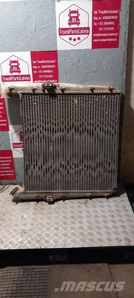Scania 94 D.     1384059 Radiadores camiões e carrinhas