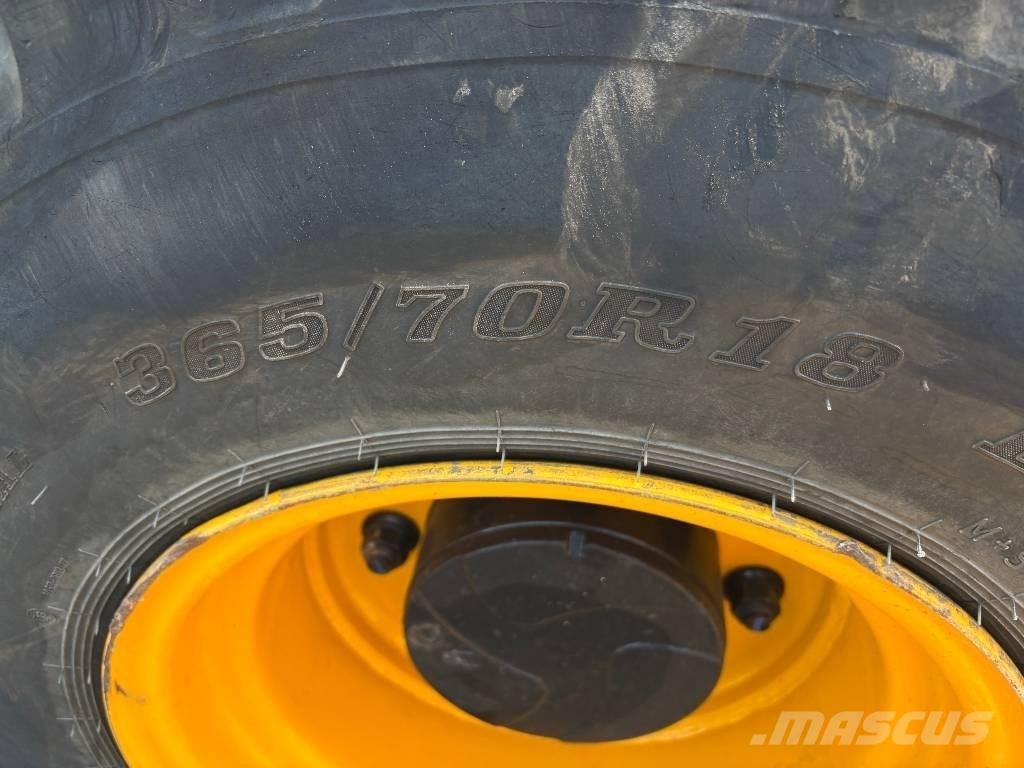 JCB 407 Carregadeiras de rodas