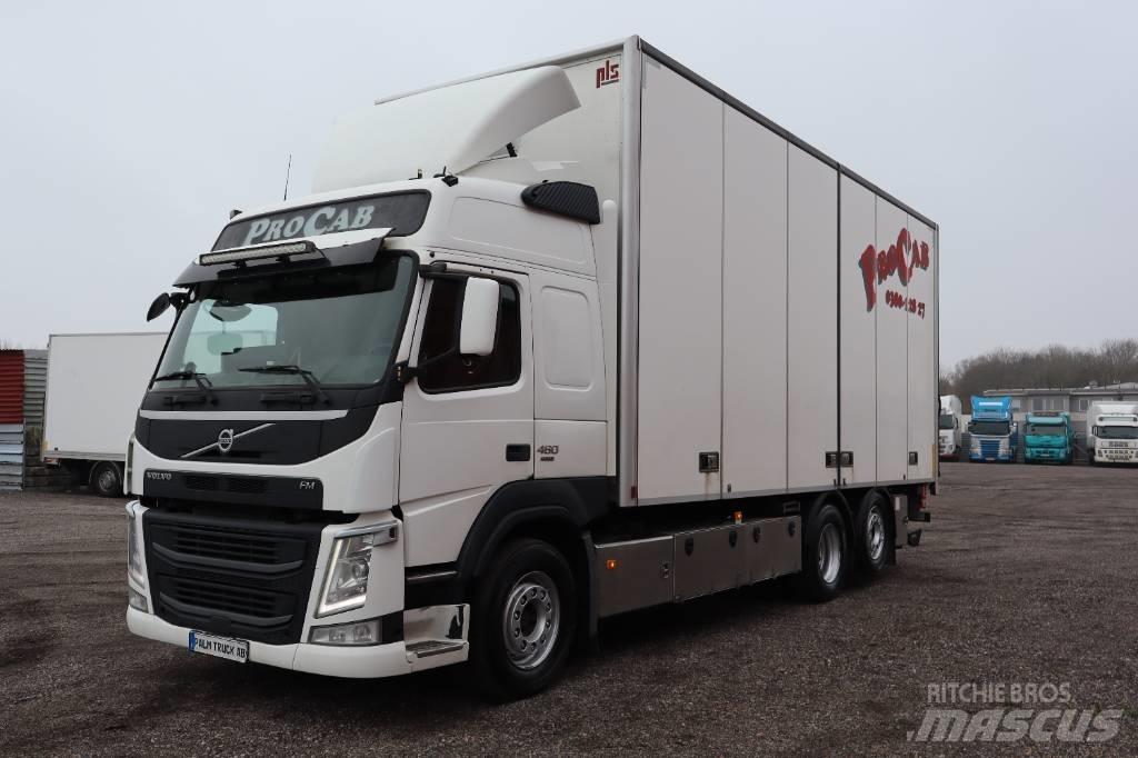 Volvo FM Serie 2595 Caminhões de caixa fechada