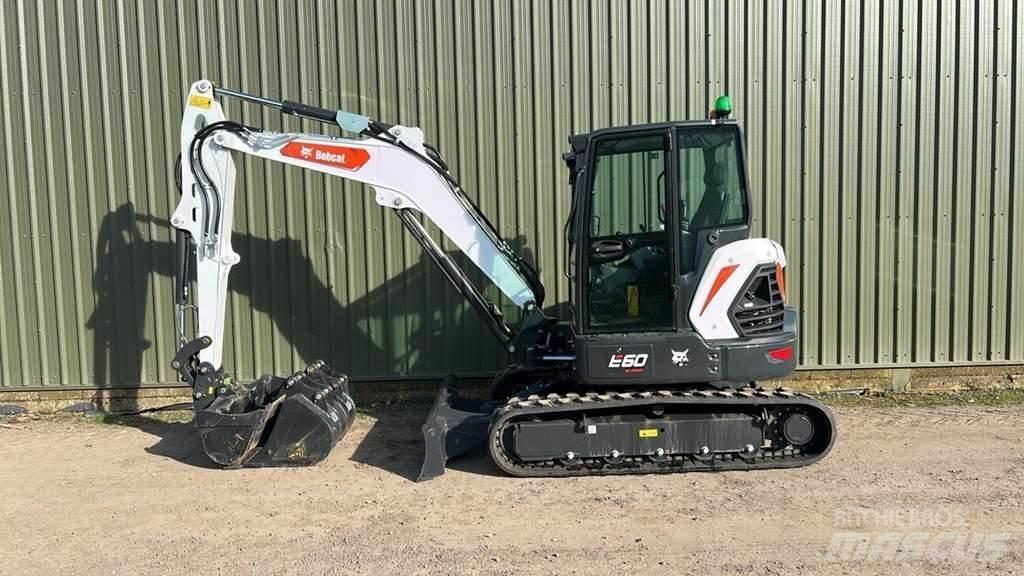 Bobcat E60 Miniescavadeiras