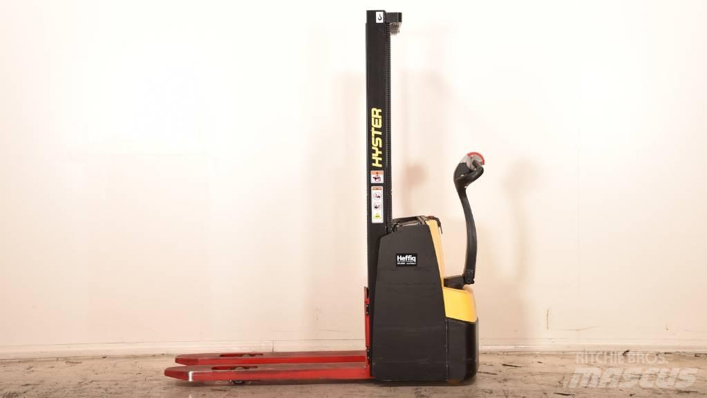 Hyster S 1.0E Empilhador para operador externo
