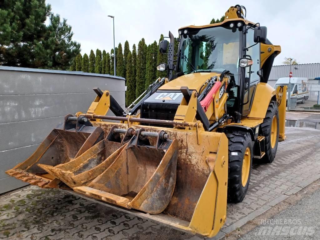 CAT 432 F Retroescavadeiras