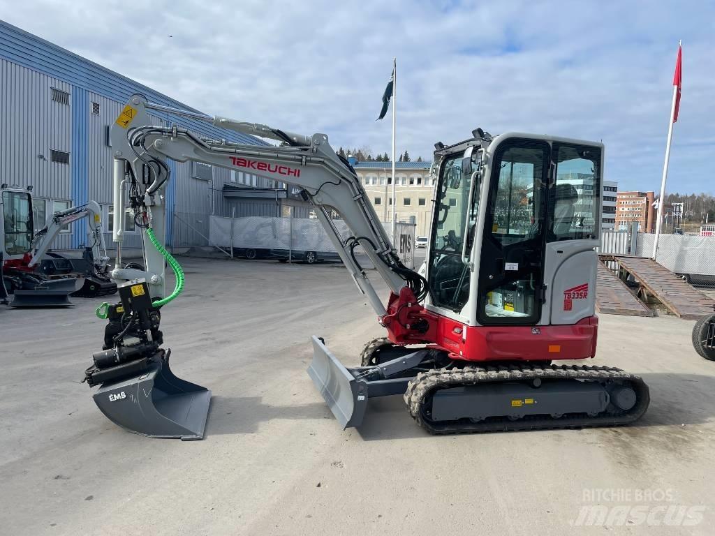 Takeuchi TB 335 R Miniescavadeiras
