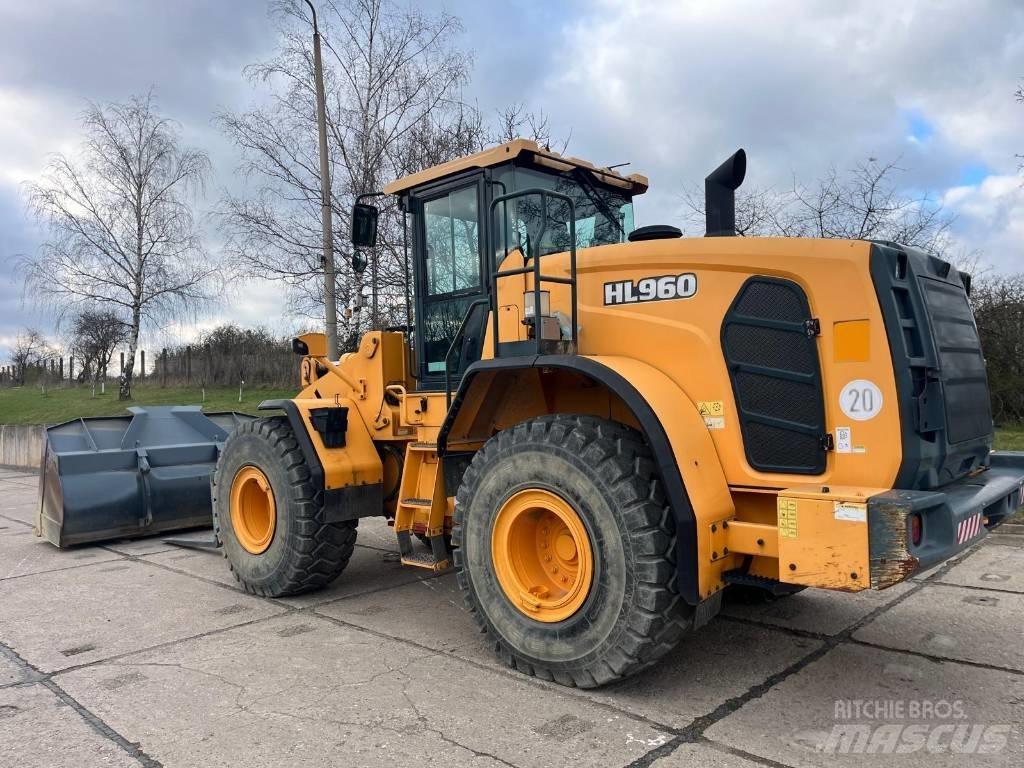 Hyundai HL 960 Carregadeiras de rodas