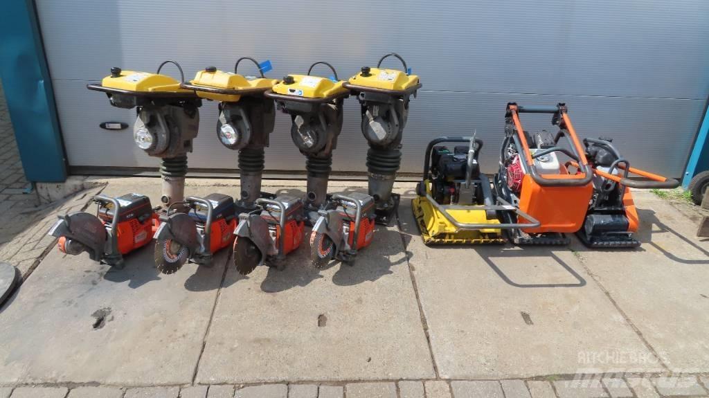 Wacker BS50-2 Saltitões