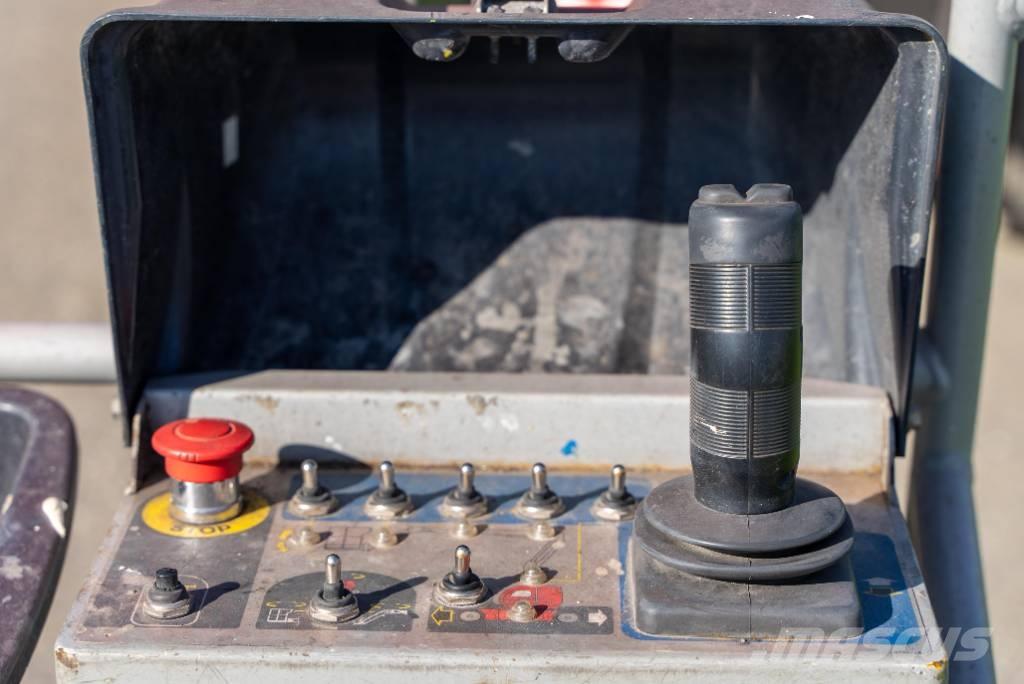 Manitou AETJ 150 Elevadores braços articulados