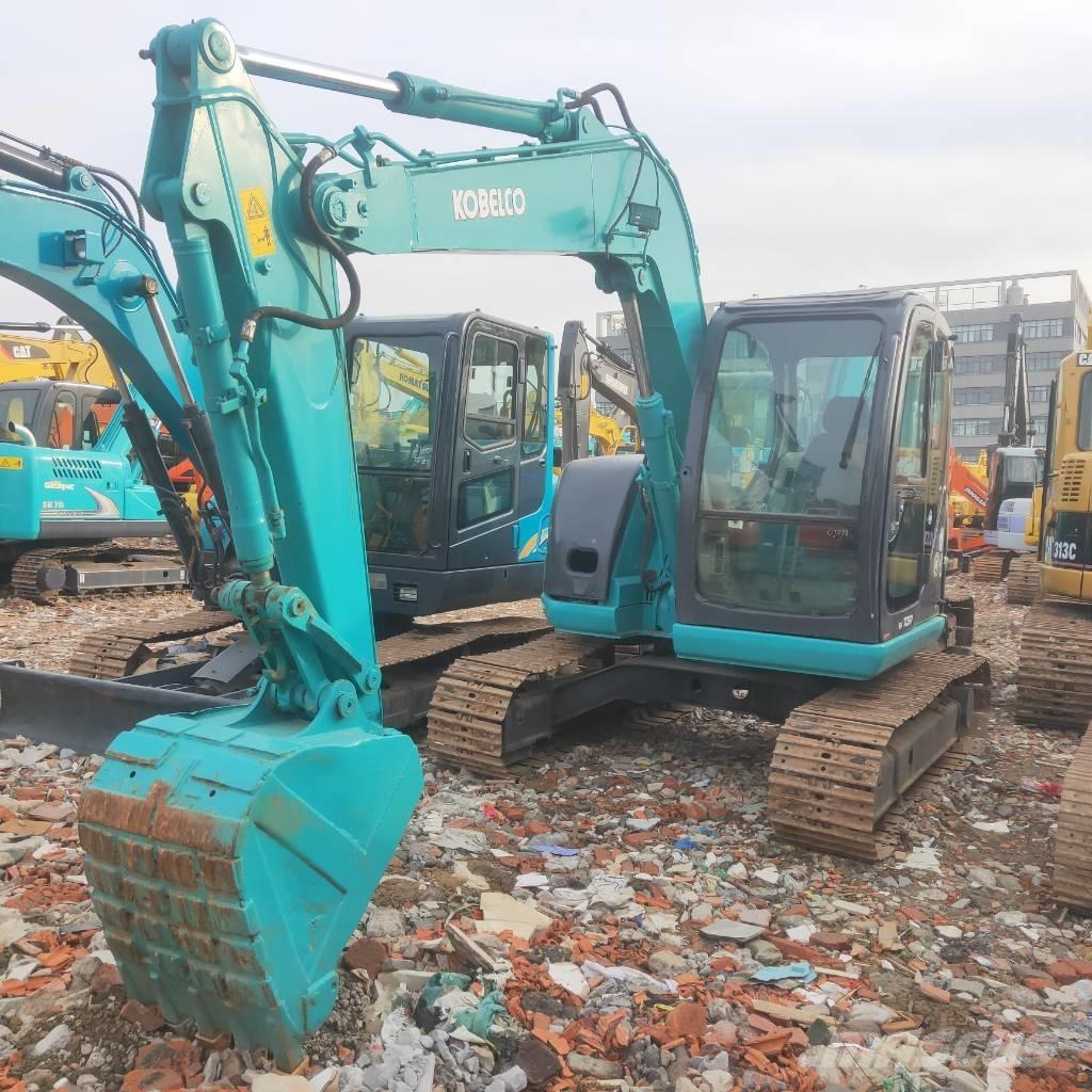 Kobelco SK 70 SR Escavadoras Midi 7t - 12t
