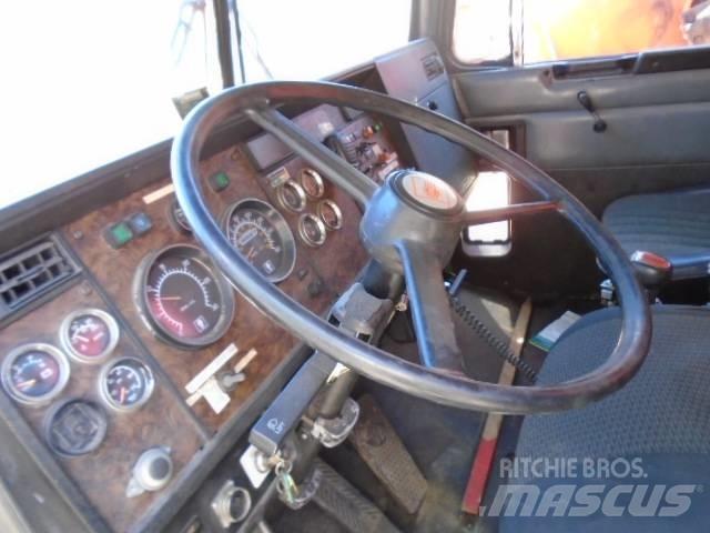 Kenworth T 400 Lâminas de neve e arados