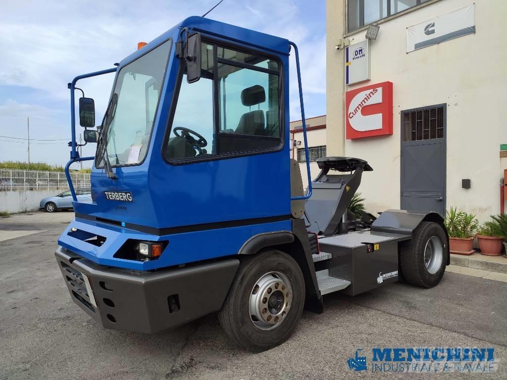 Terberg YT 222 Tractores terminais